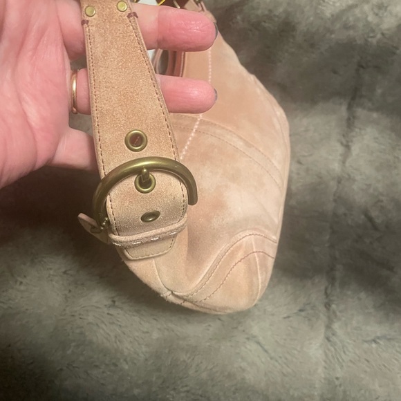 New Coach light pink Suede Shoulder Bag - Picture 3 of 9